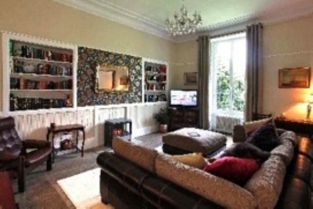 Bed and Breakfast Le Presbytere Saint-Bomer-les-Forges Zimmer foto